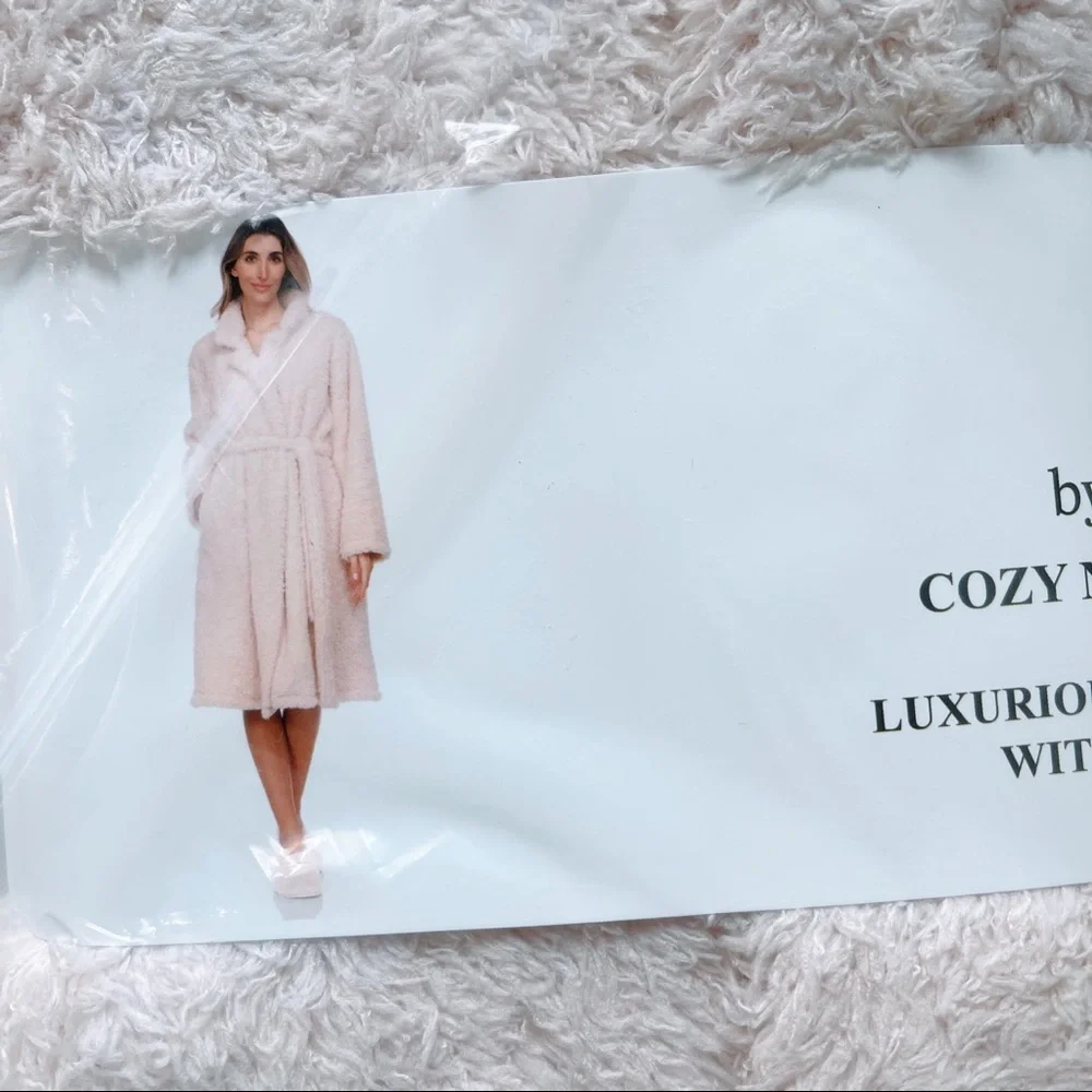 Flora Nikrooz Plush Beige Ivory Luxury Robe small / medium